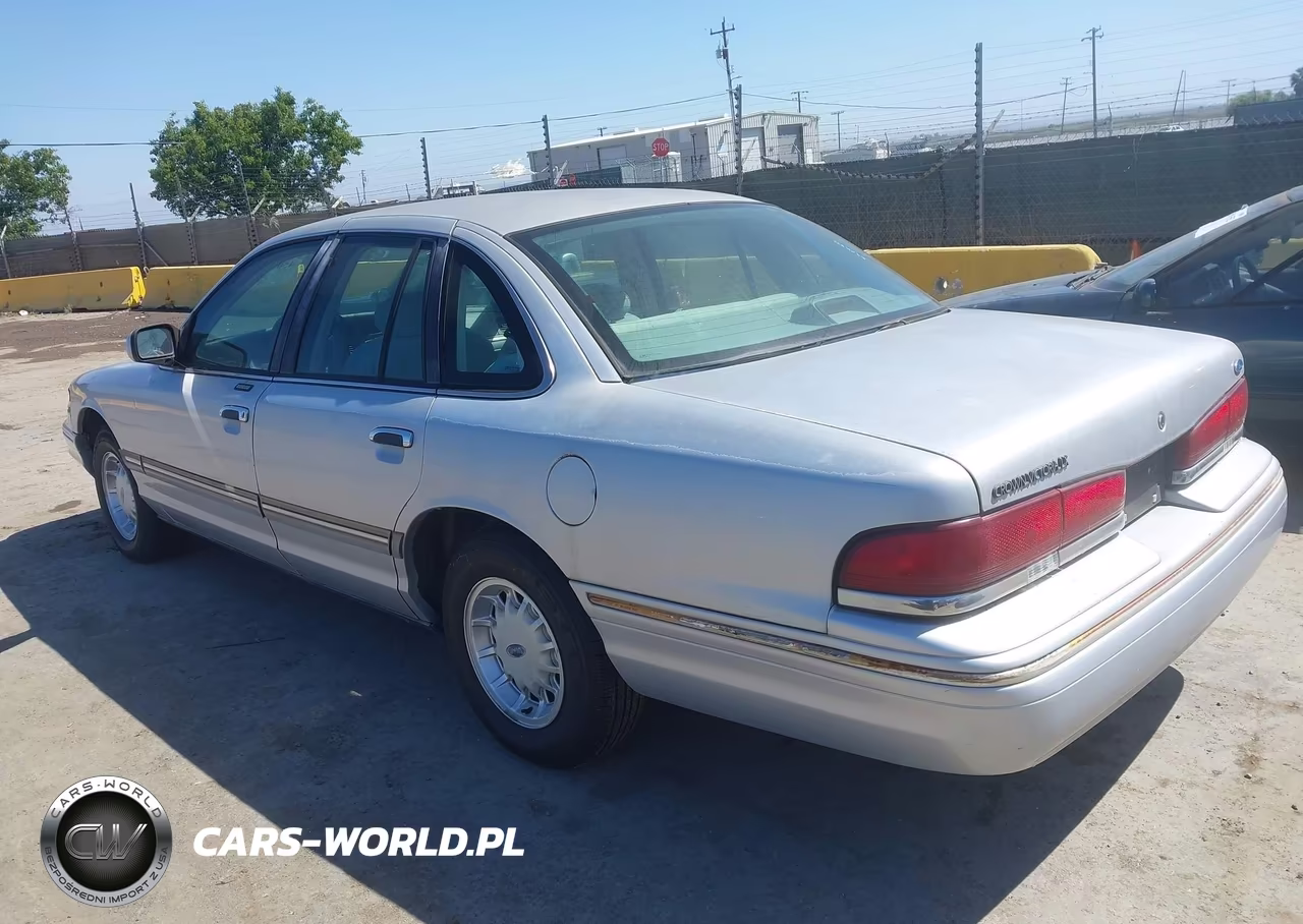 1997 Ford Crown Victoria Lx VIN:2FALP74W0VX163276 - 3