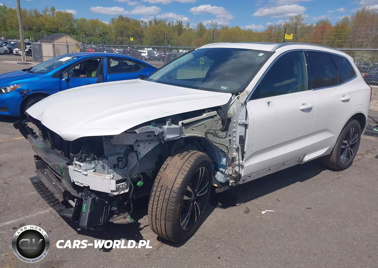2019 Volvo Xc60 T5 Momentum VIN:LYV102RKXKB233040 - 2