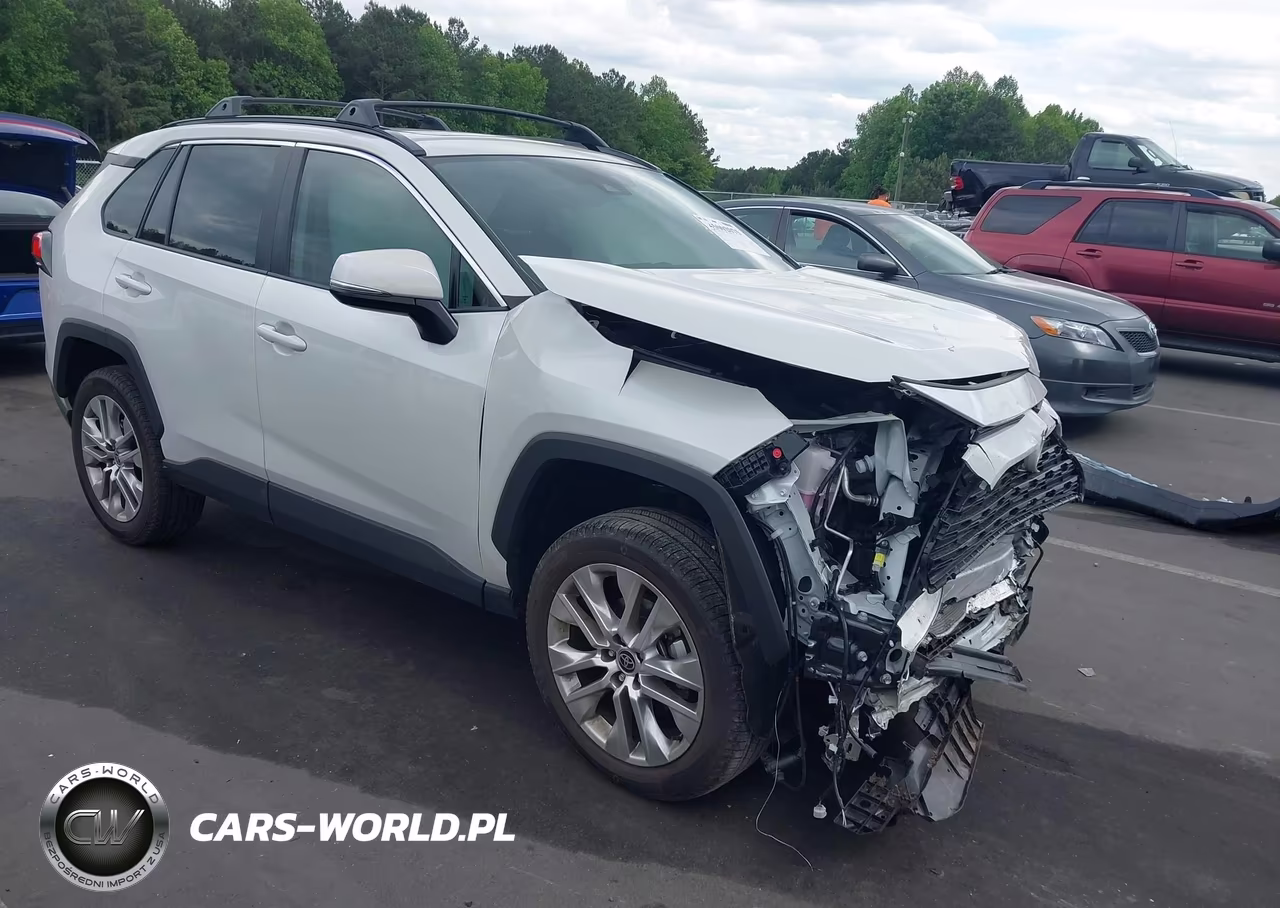 2025 Toyota Rav4 Xle Premium – zdjęcie 1 z 17