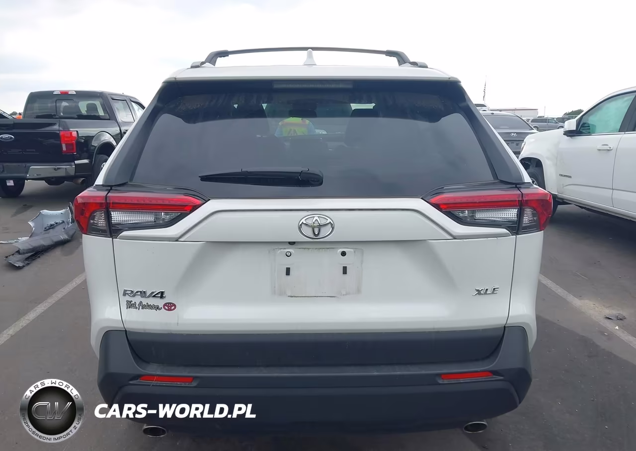 2025 Toyota Rav4 Xle Premium VIN:2T3C1RFV1SW370552 - 17