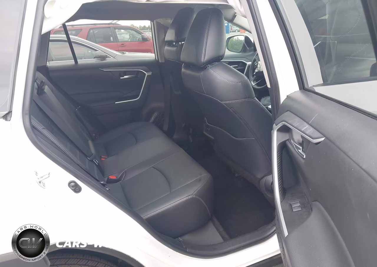 2025 Toyota Rav4 Xle Premium VIN:2T3C1RFV1SW370552 - 8