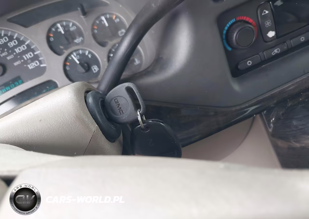 2004 GMC Yukon Denali VIN:1GKEK63U64J235282 - 11