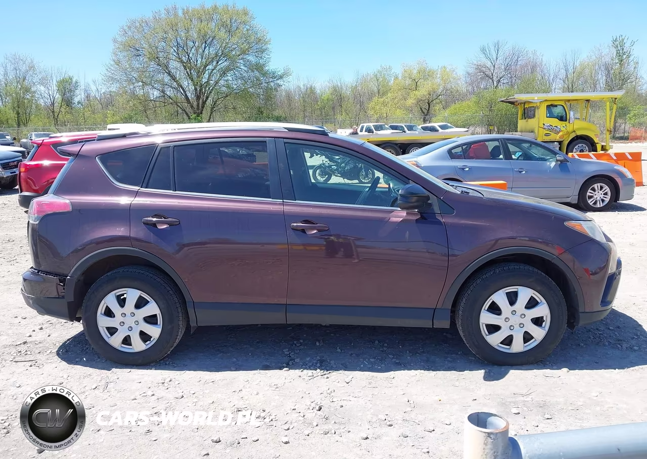 2017 Toyota Rav4 Le VIN:2T3BFREV7HW643842 - 13