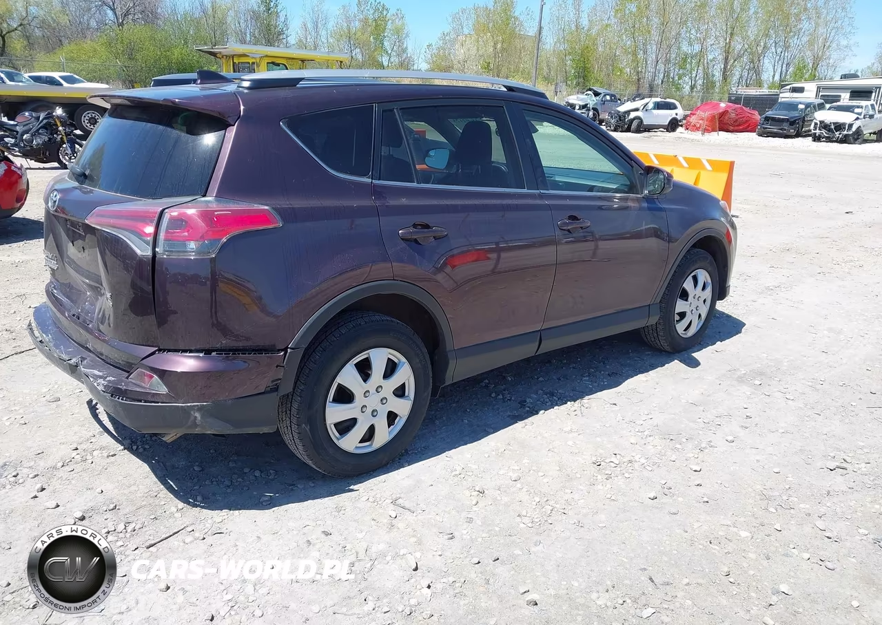 2017 Toyota Rav4 Le VIN:2T3BFREV7HW643842 - 4