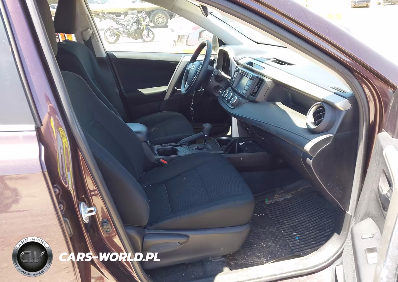 2017 Toyota Rav4 Le VIN:2T3BFREV7HW643842 - 5