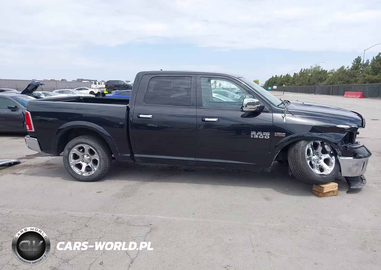 2017 Ram 1500 Laramie 4X2 5'7 Box VIN:1C6RR6NTXHS765243 - 13