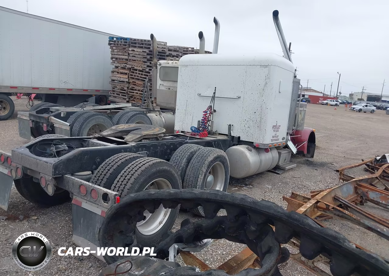 2004 Peterbilt 379 VIN:1XP5DB9X44D825803 - 4