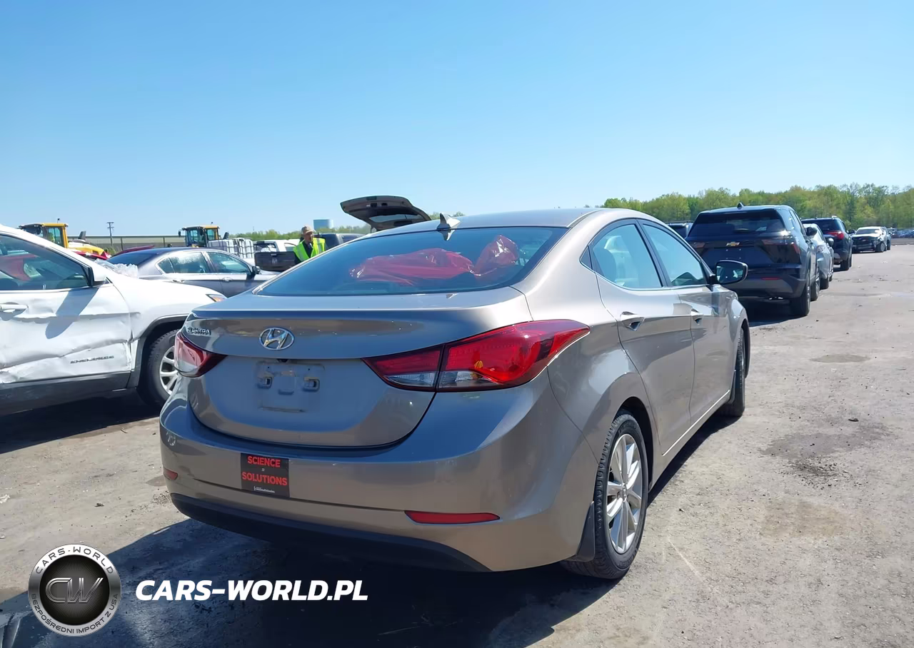 2015 Hyundai Elantra Se VIN:5NPDH4AE4FH599105 - 4