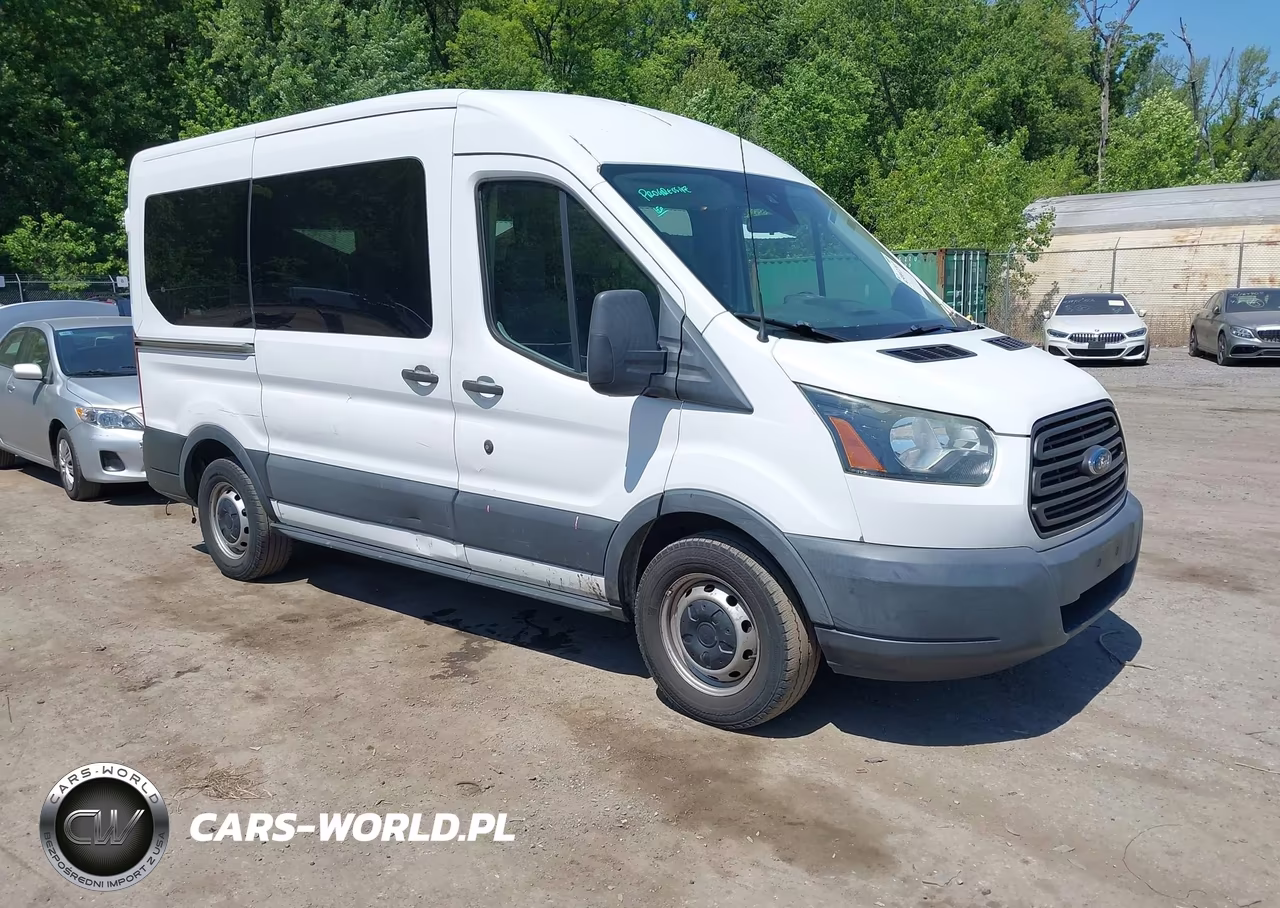 2015 Ford Transit-150 Xl