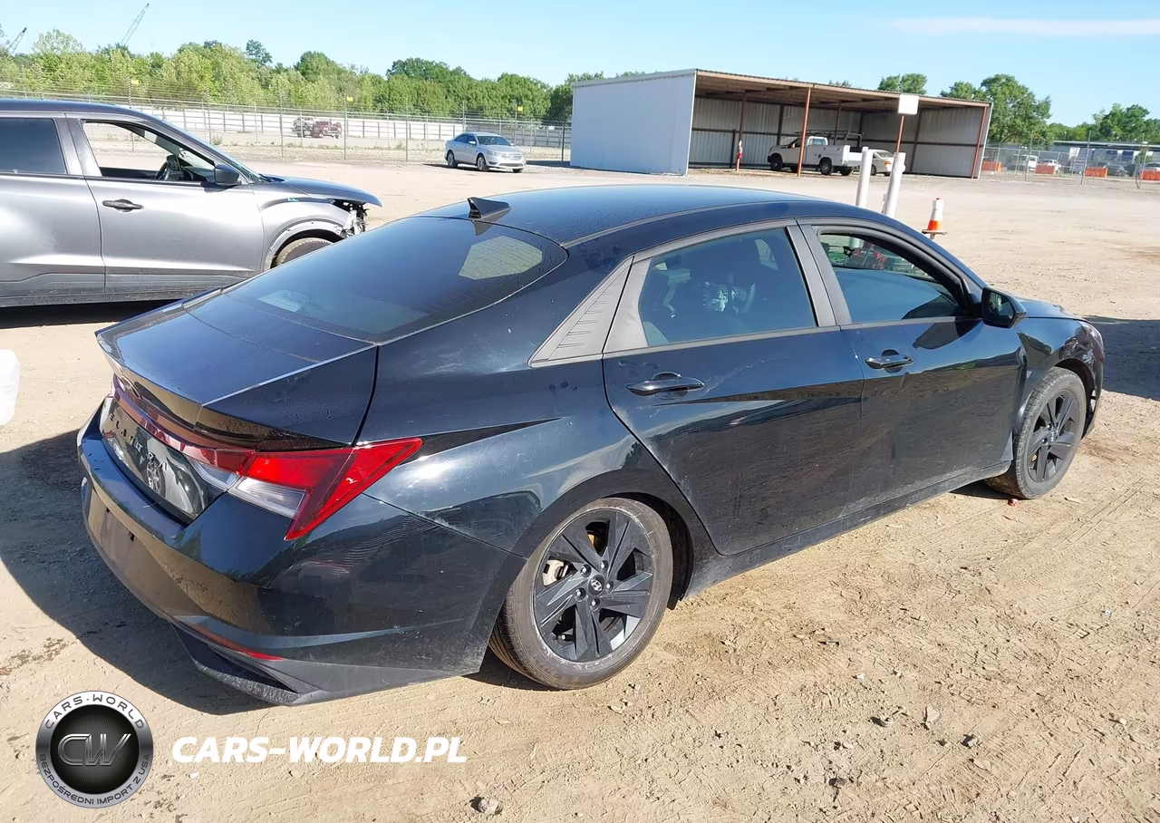 2022 Hyundai Elantra Sel VIN:KMHLM4AG1NU346364 - 4