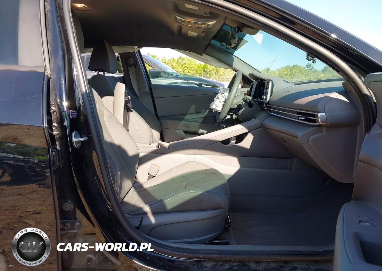 2022 Hyundai Elantra Sel VIN:KMHLM4AG1NU346364 - 5