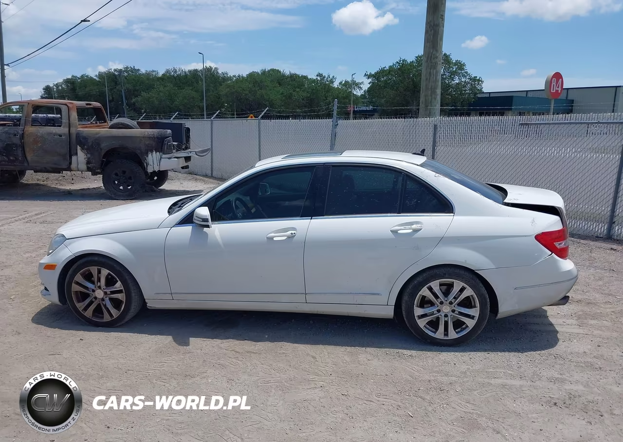 2013 Mercedes-Benz C 250 Luxury VIN:WDDGF4HB2DA802596 - 15