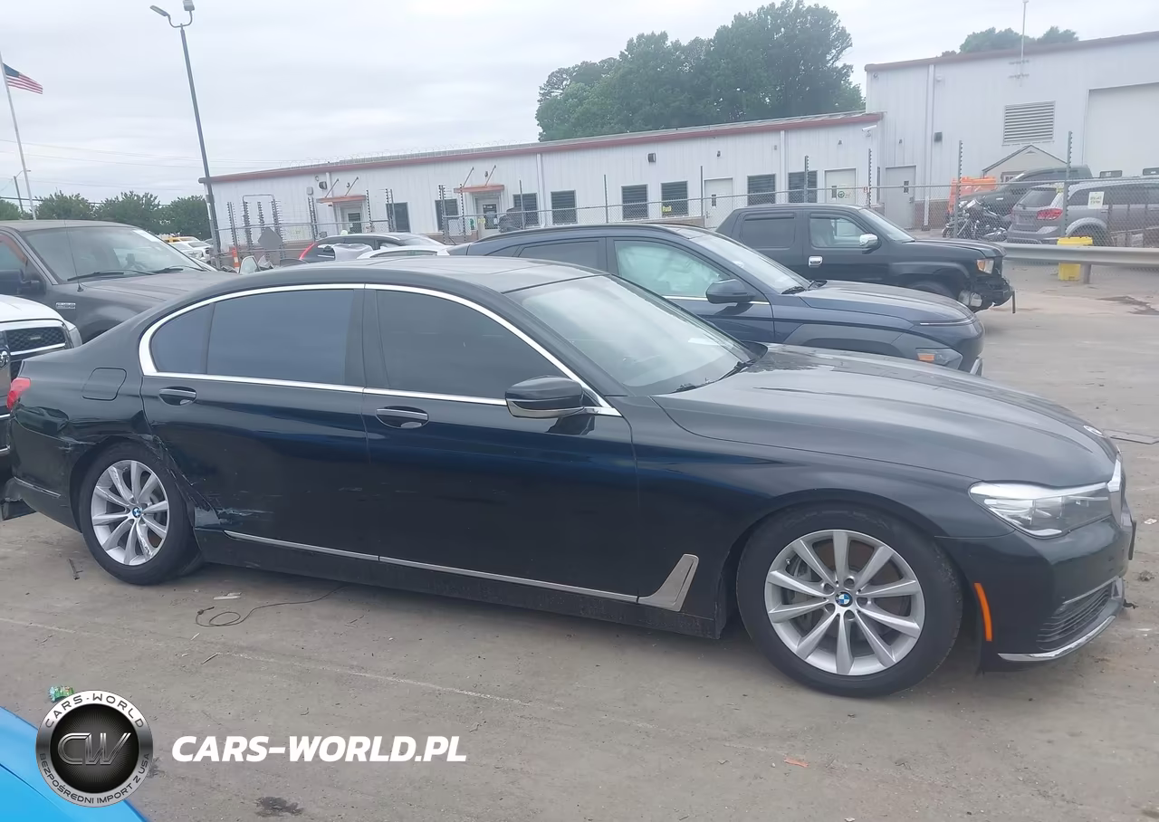 2017 BMW 740I VIN:WBA7E2C58HG739815 - 13