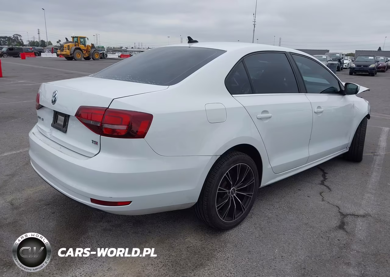 2018 Volkswagen Jetta 1.4T Se-1.4T Wolfsburg Edition VIN:3VWDB7AJ6JM228690 - 4