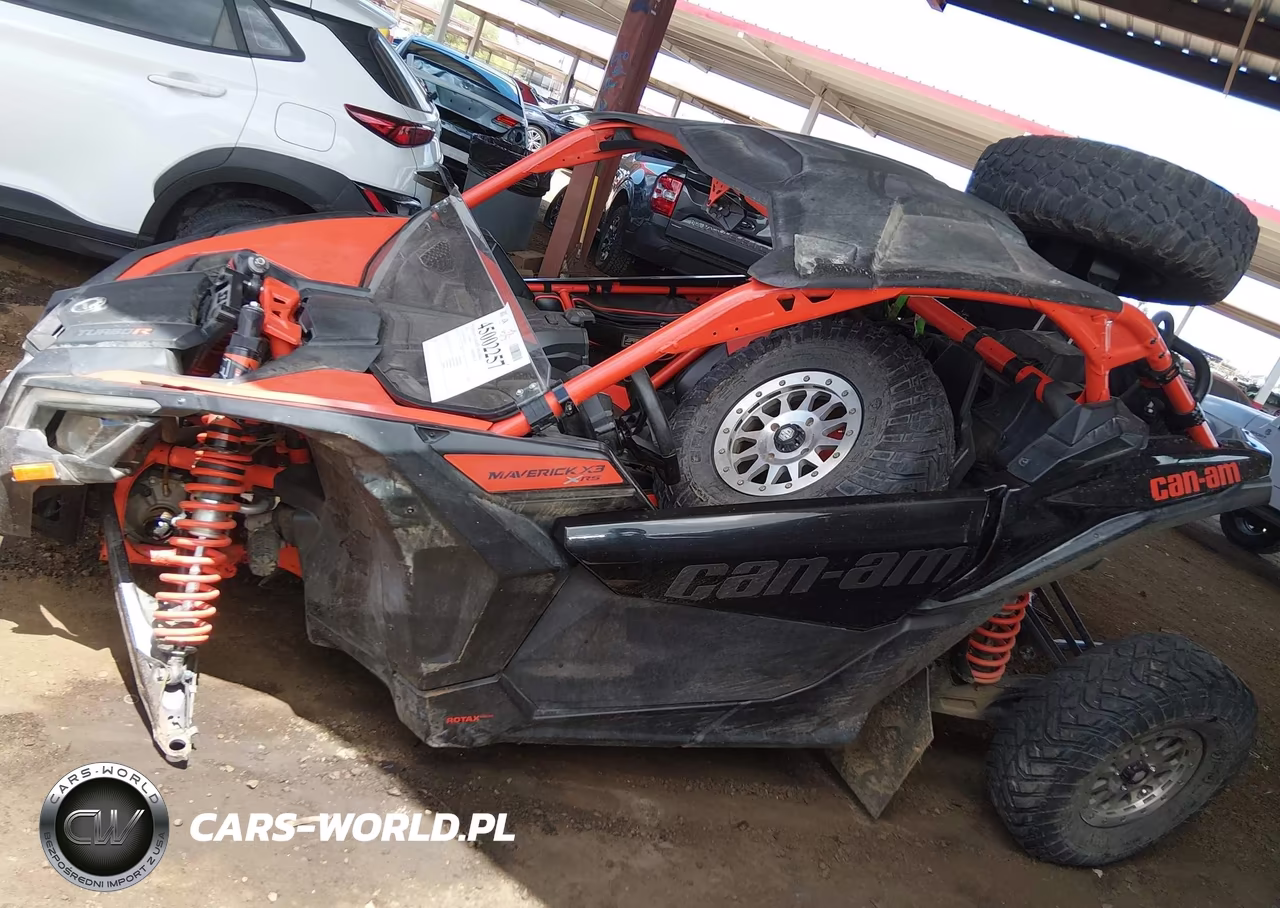 2018 Can-Am Maverick X3 X Rs Turbo R VIN:3JBVXAW46JK005217 - 14