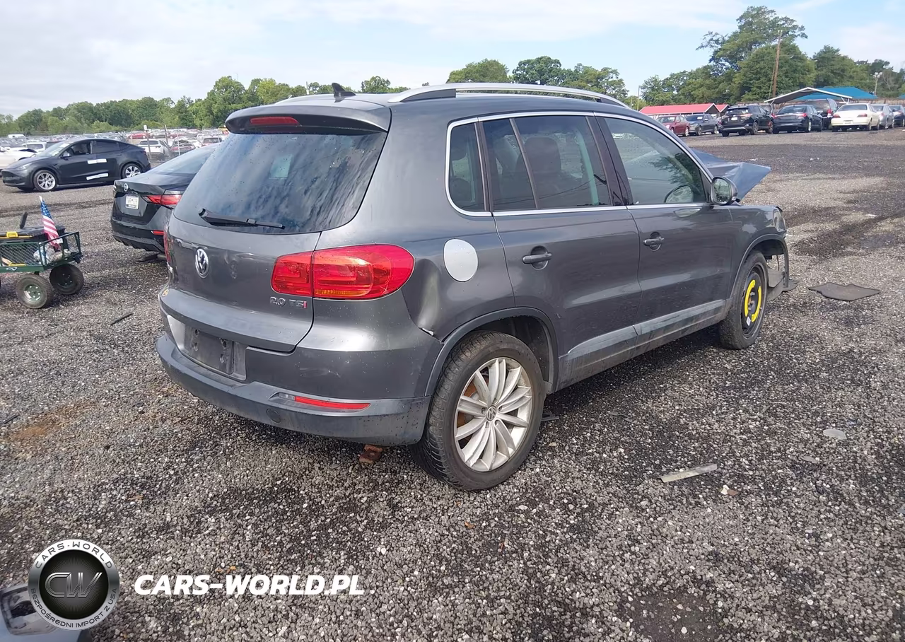 2015 Volkswagen Tiguan Se VIN:WVGAV7AX6FW598736 - 4