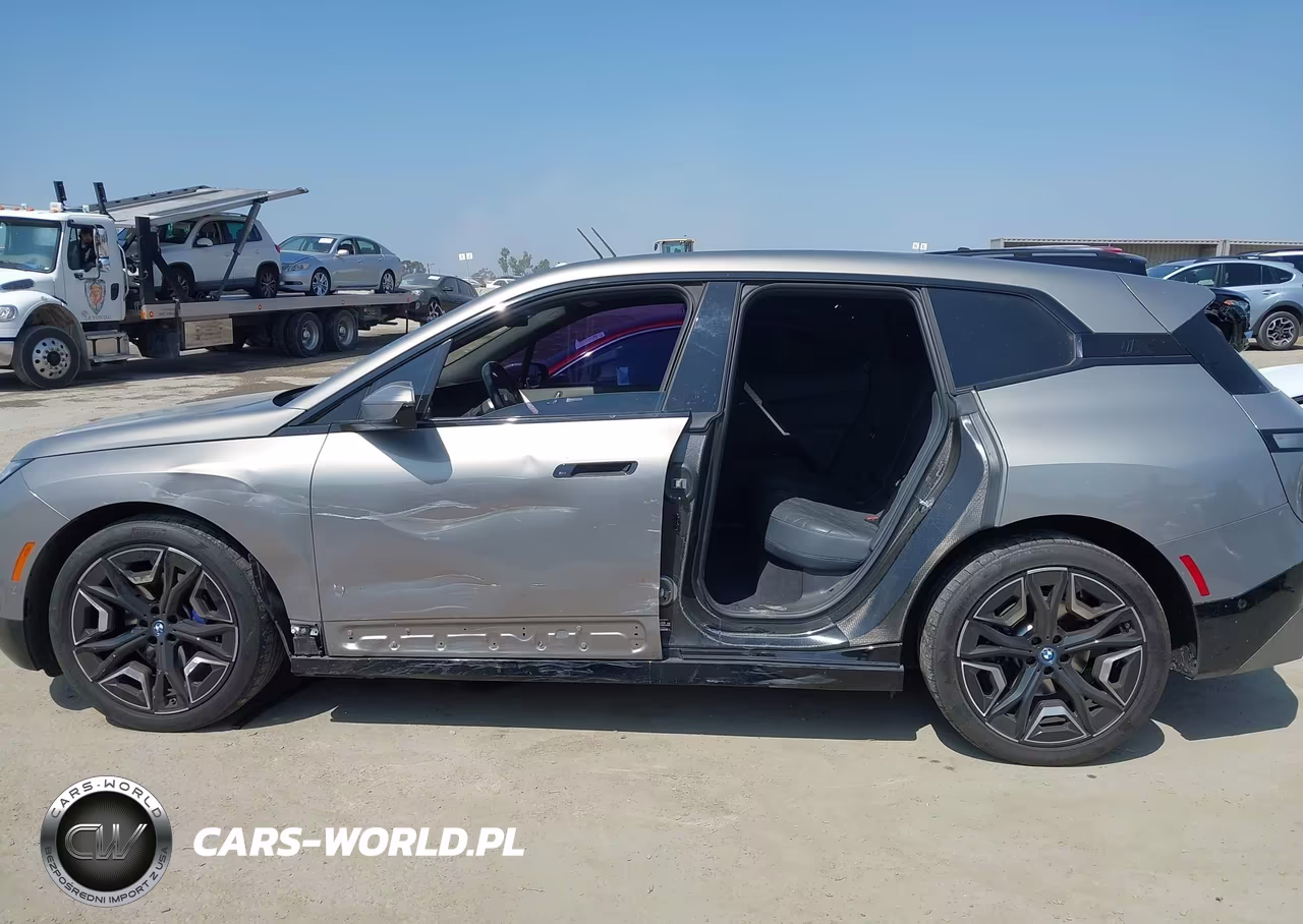 2022 BMW Ix xDrive50 VIN:WB523CF04NCK59939 - 15