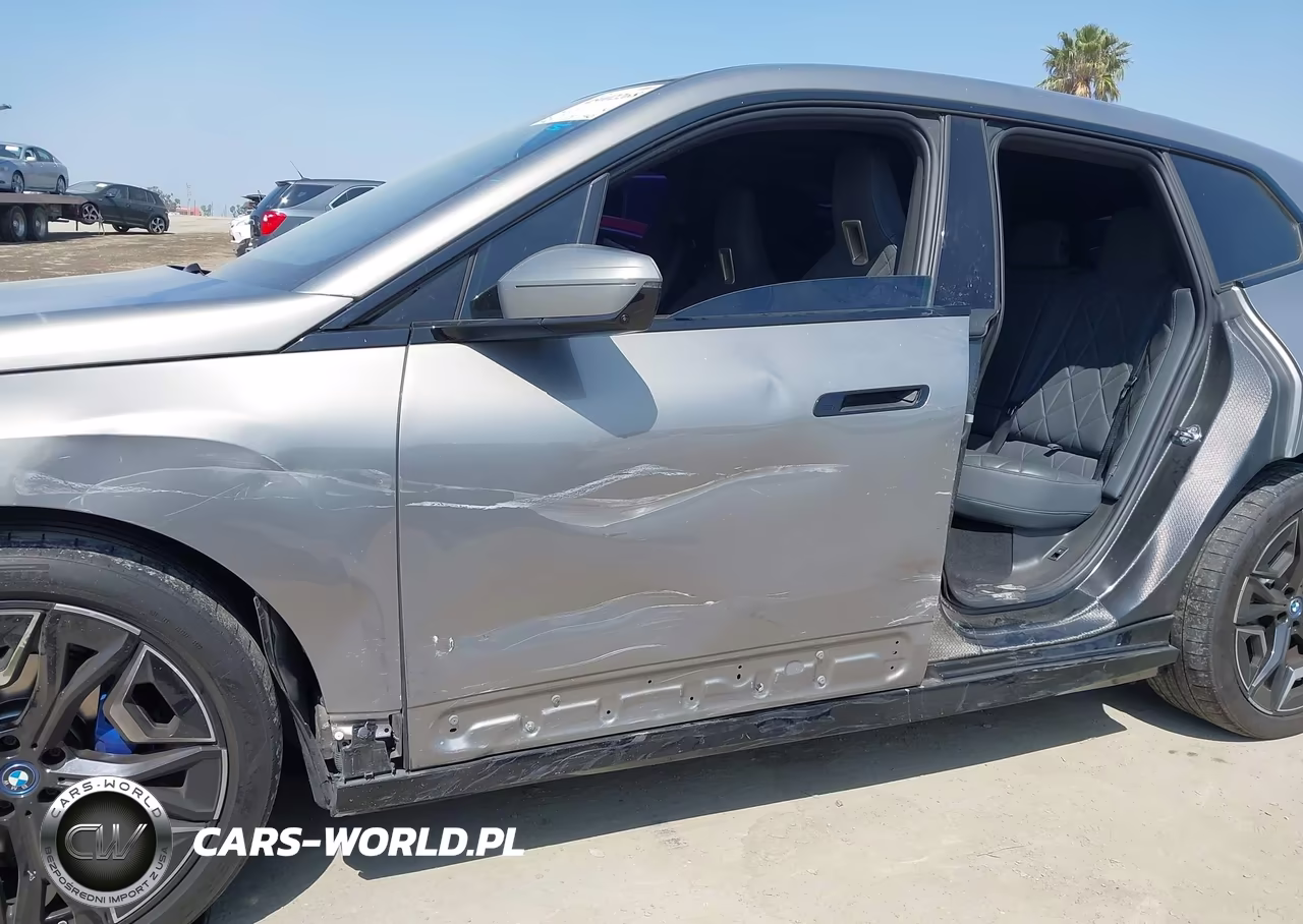 2022 BMW Ix xDrive50 VIN:WB523CF04NCK59939 - 6