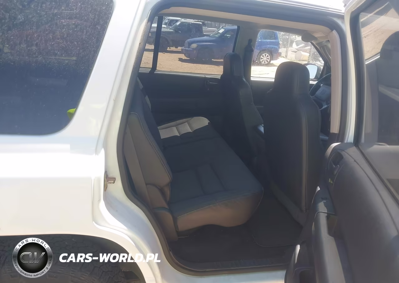 2002 Dodge Durango Sport VIN:1B4HR38N52F135398 - 8