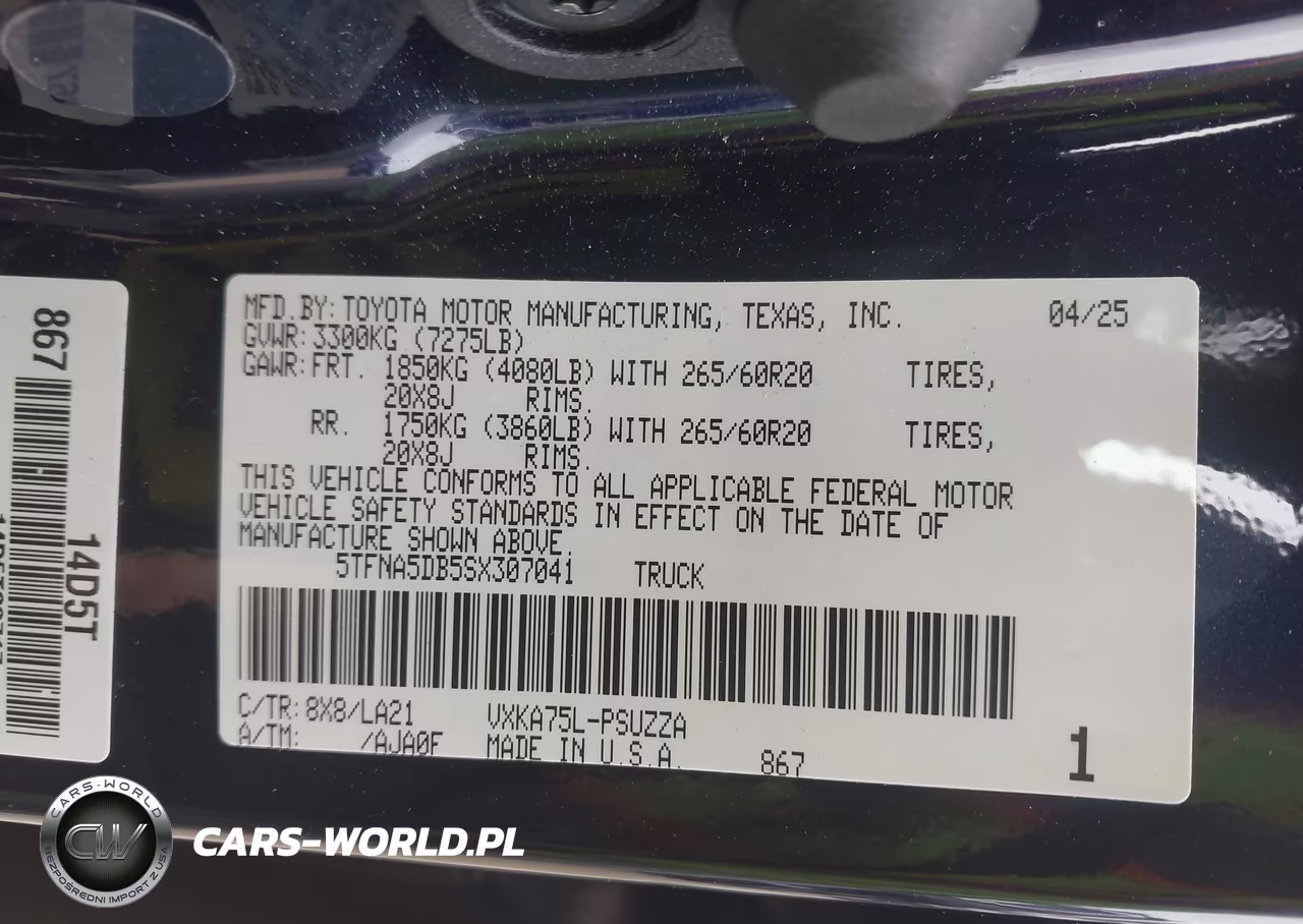 2025 Toyota Tundra Platinum VIN:5TFNA5DB5SX307041 - 9