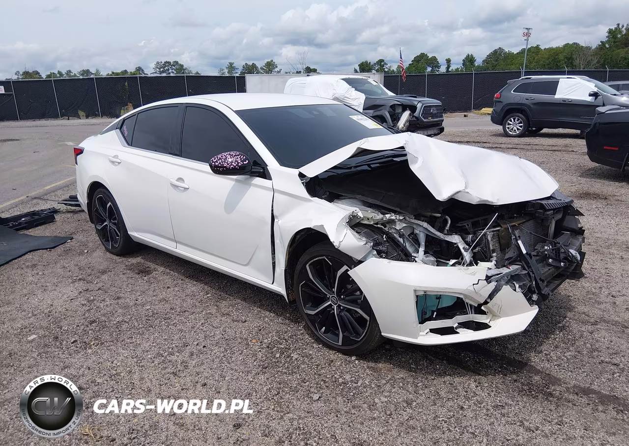 2024 Nissan Altima Sr Fwd – zdjęcie 1 z 17