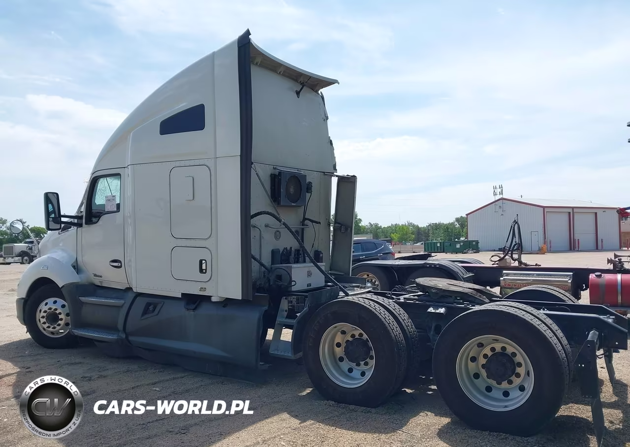 2020 Kenworth T680 VIN:1XKYD49XXLJ311419 - 4