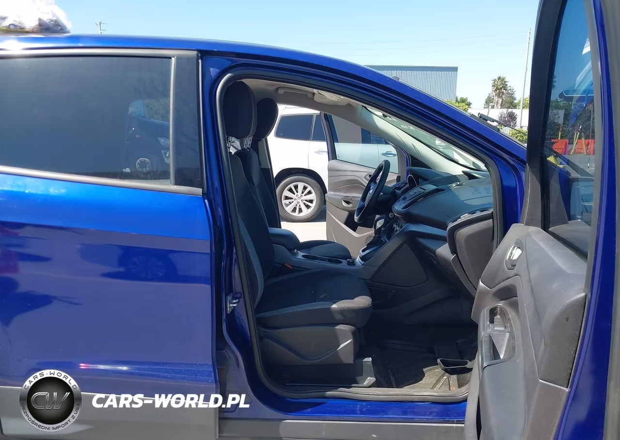 2015 Ford Escape S VIN:1FMCU0F79FUB73213 - 5