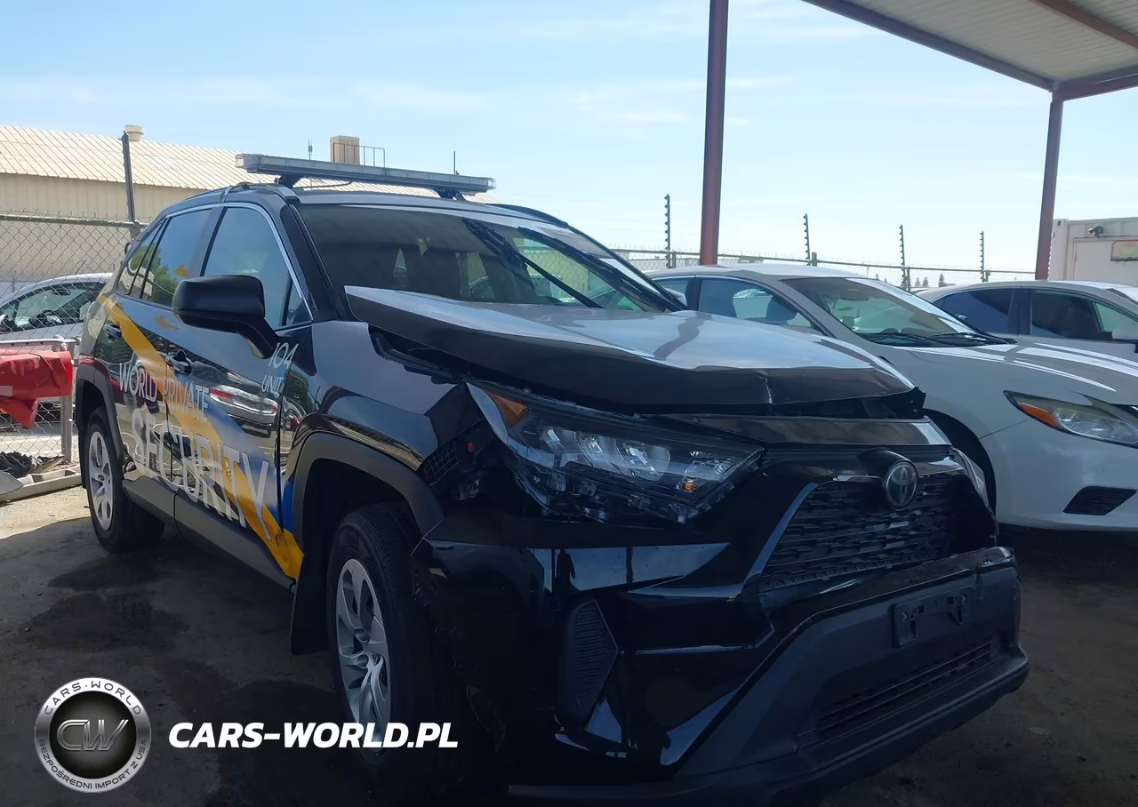 2020 Toyota Rav4 Le – zdjęcie 1 z 17