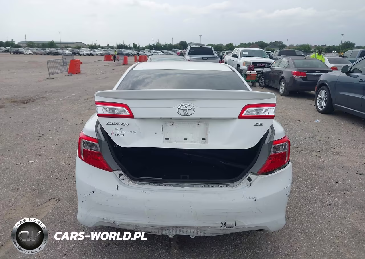 2013 Toyota Camry Se VIN:4T1BF1FK2DU682198 - 16