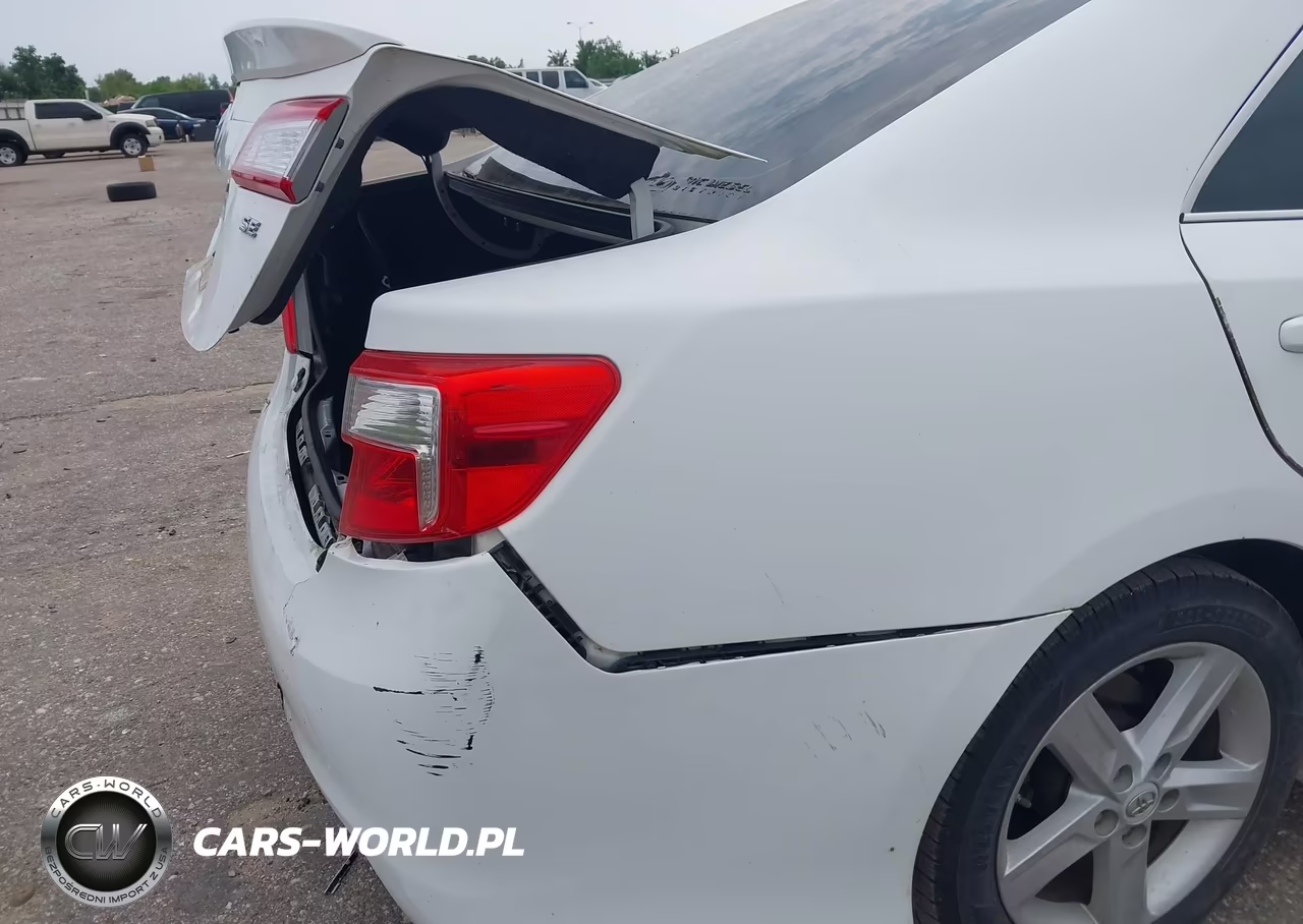2013 Toyota Camry Se VIN:4T1BF1FK2DU682198 - 19