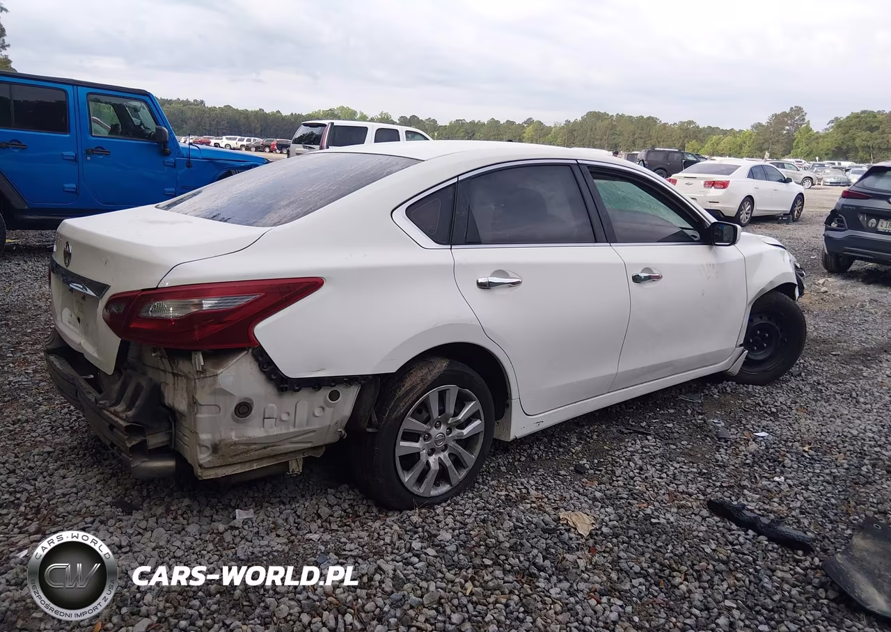 2018 Nissan Altima 2.5 S VIN:1N4AL3AP1JC136393 - 4