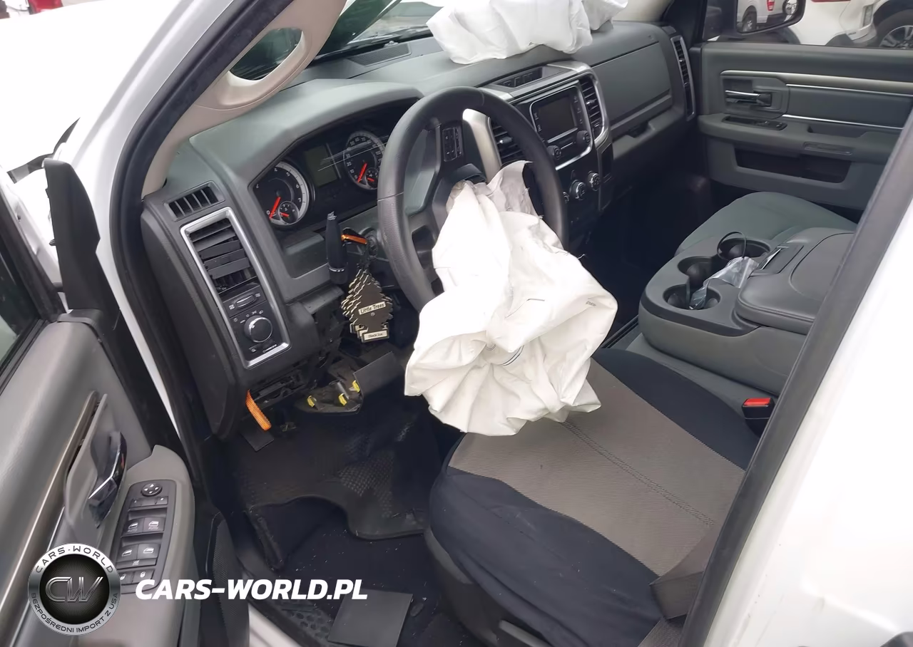 2019 Ram 1500 Classic Slt 4X2 6'4 Box VIN:1C6RR6TT1KS686831 - 18