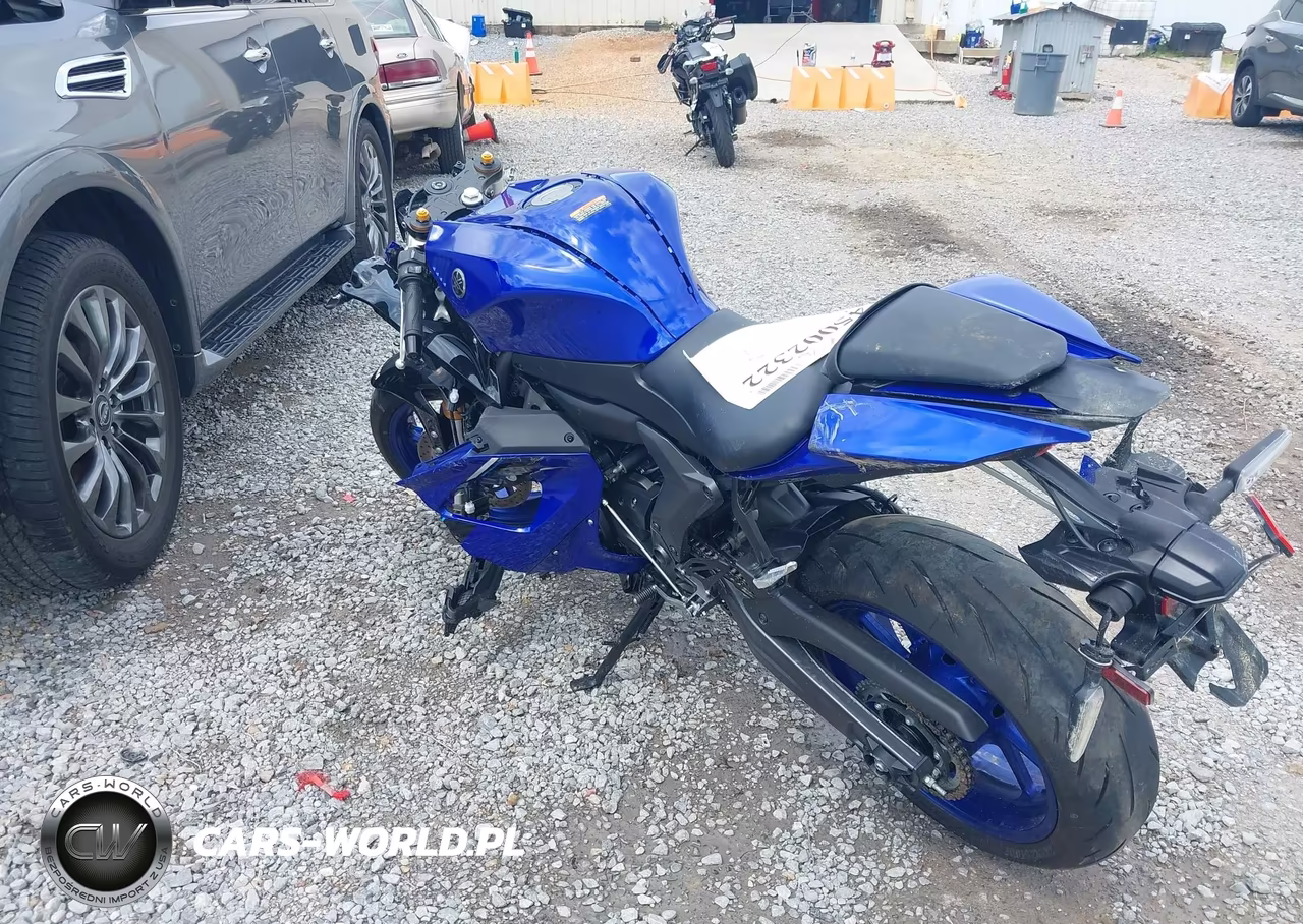 2025 Yamaha Yzfr7 VIN:JYARM38E9SA020320 - 3