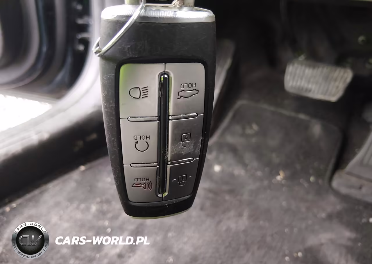 2022 Genesis G70 2.0T Rwd VIN:KMTG34TA7NU102723 - 11