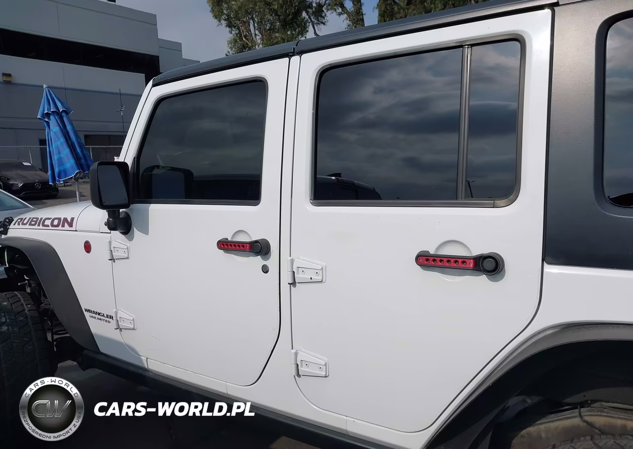 2017 Jeep Wrangler Unlimited Rubicon 4X4 VIN:1C4BJWFG2HL675971 - 15