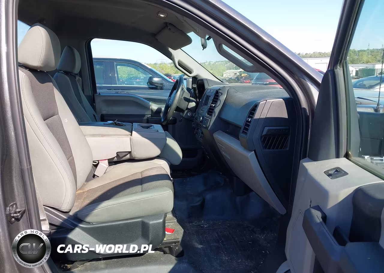 2017 Ford F-150 Xl VIN:1FTMF1EF8HKD37860 - 5