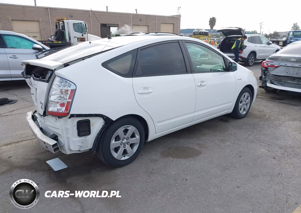 2009 Toyota Prius VIN:JTDKB20U997839215 - 4