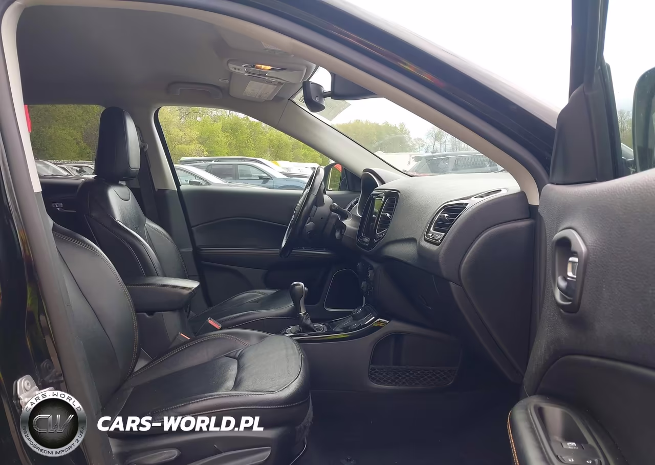 2019 Jeep Compass Limited 4X4 VIN:3C4NJDCB5KT854060 - 5