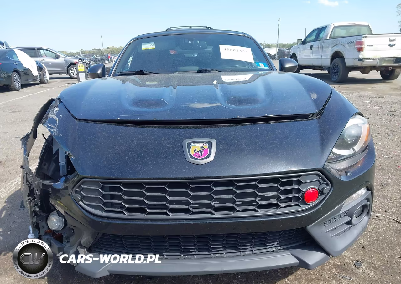 2018 Fiat 124 Spider Abarth VIN:JC1NFAEK5J0137227 - 12