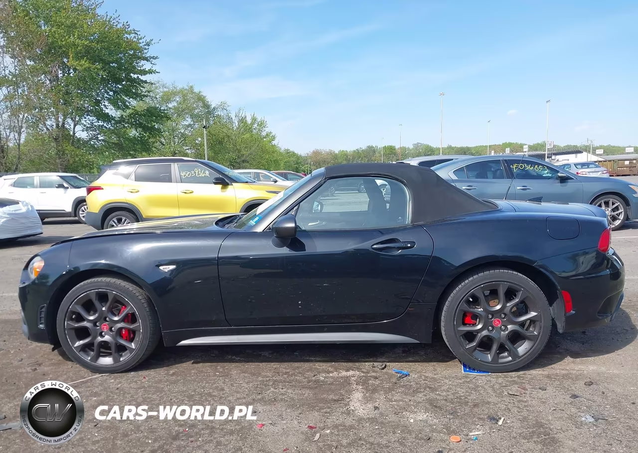 2018 Fiat 124 Spider Abarth VIN:JC1NFAEK5J0137227 - 14