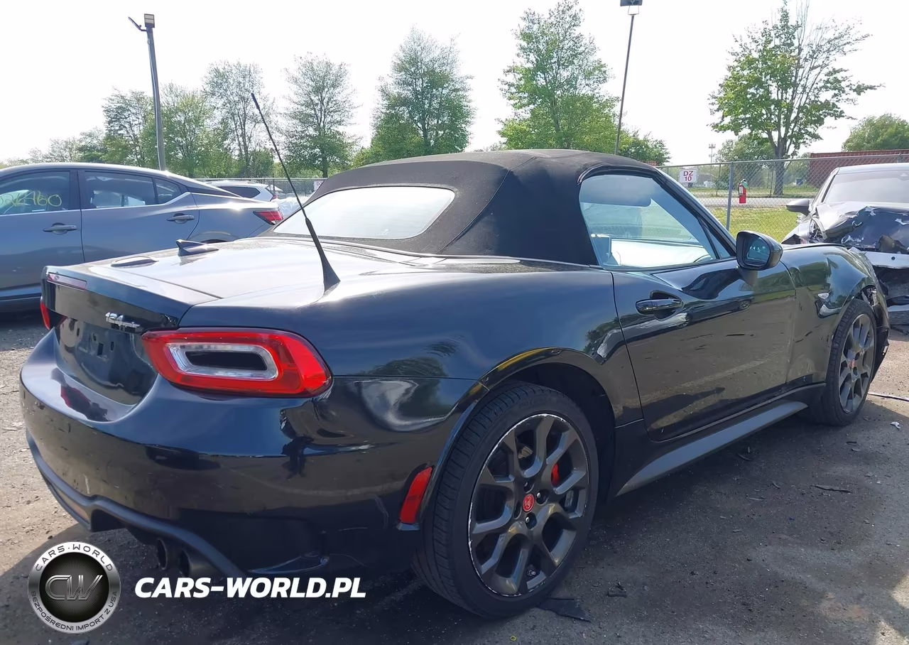 2018 Fiat 124 Spider Abarth VIN:JC1NFAEK5J0137227 - 17