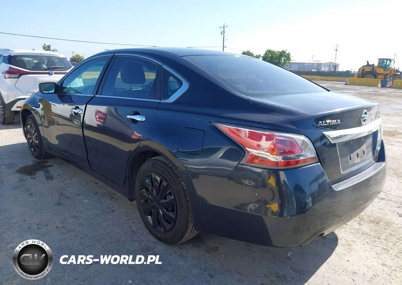 2014 Nissan Altima 2.5 S VIN:1N4AL3AP3EN218006 - 3