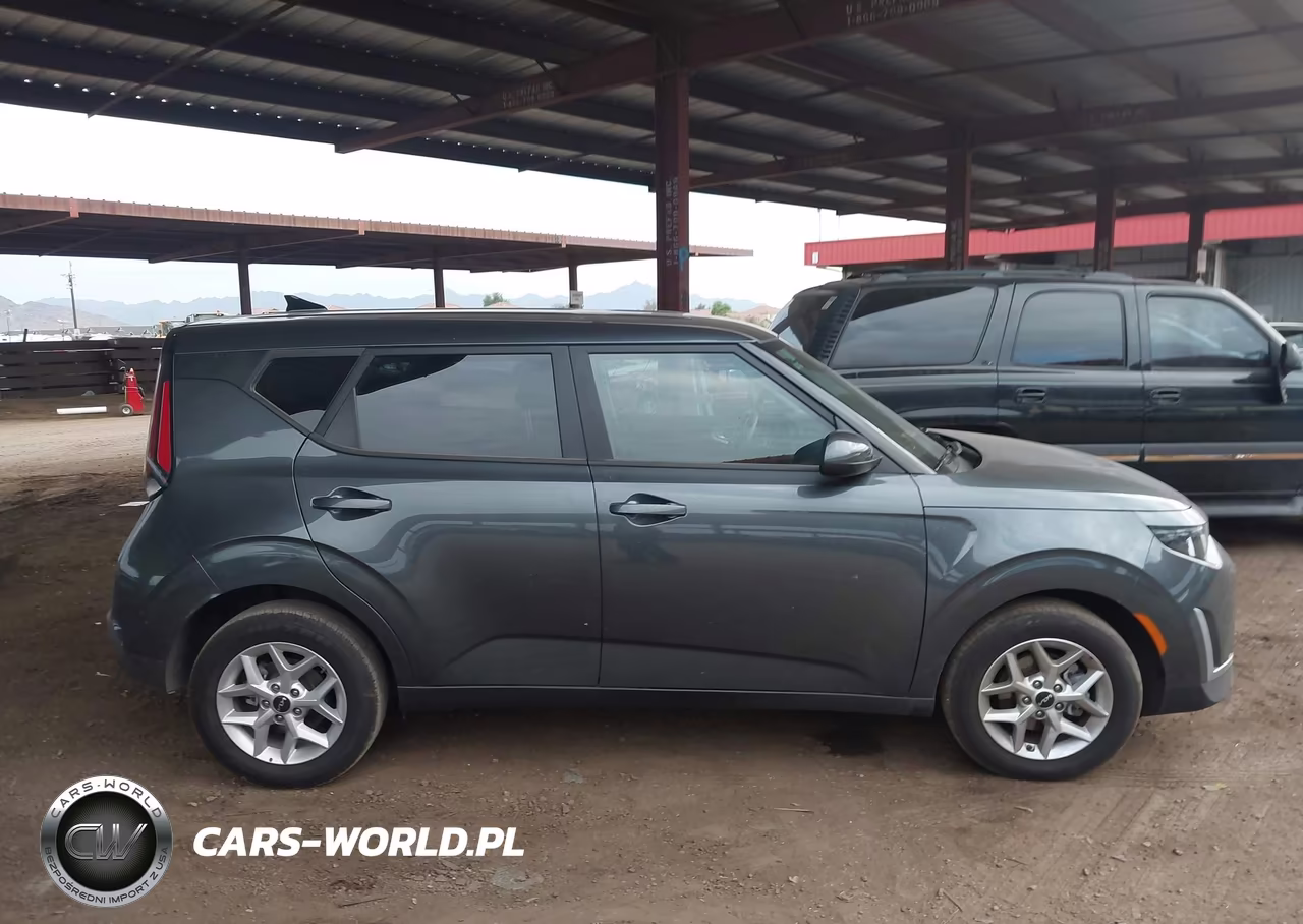 2025 Kia Soul Lx VIN:KNDJ23AU3S7957802 - 13