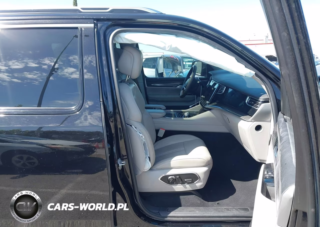 2022 Jeep Wagoneer Series Iii 4X4 VIN:1C4SJVDT9NS205366 - 5