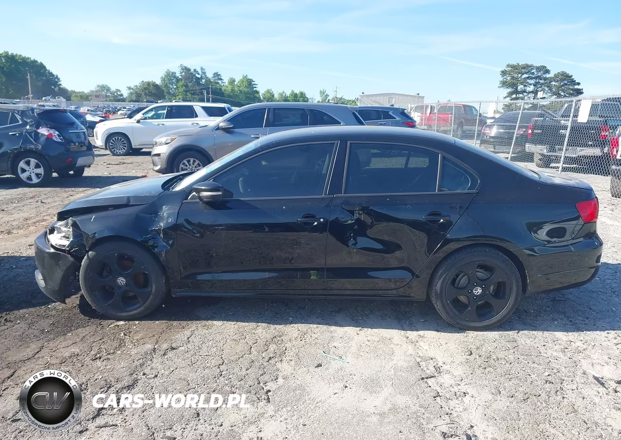 2011 Volkswagen Jetta 2.5L Se VIN:3VWDX7AJXBM353145 - 14