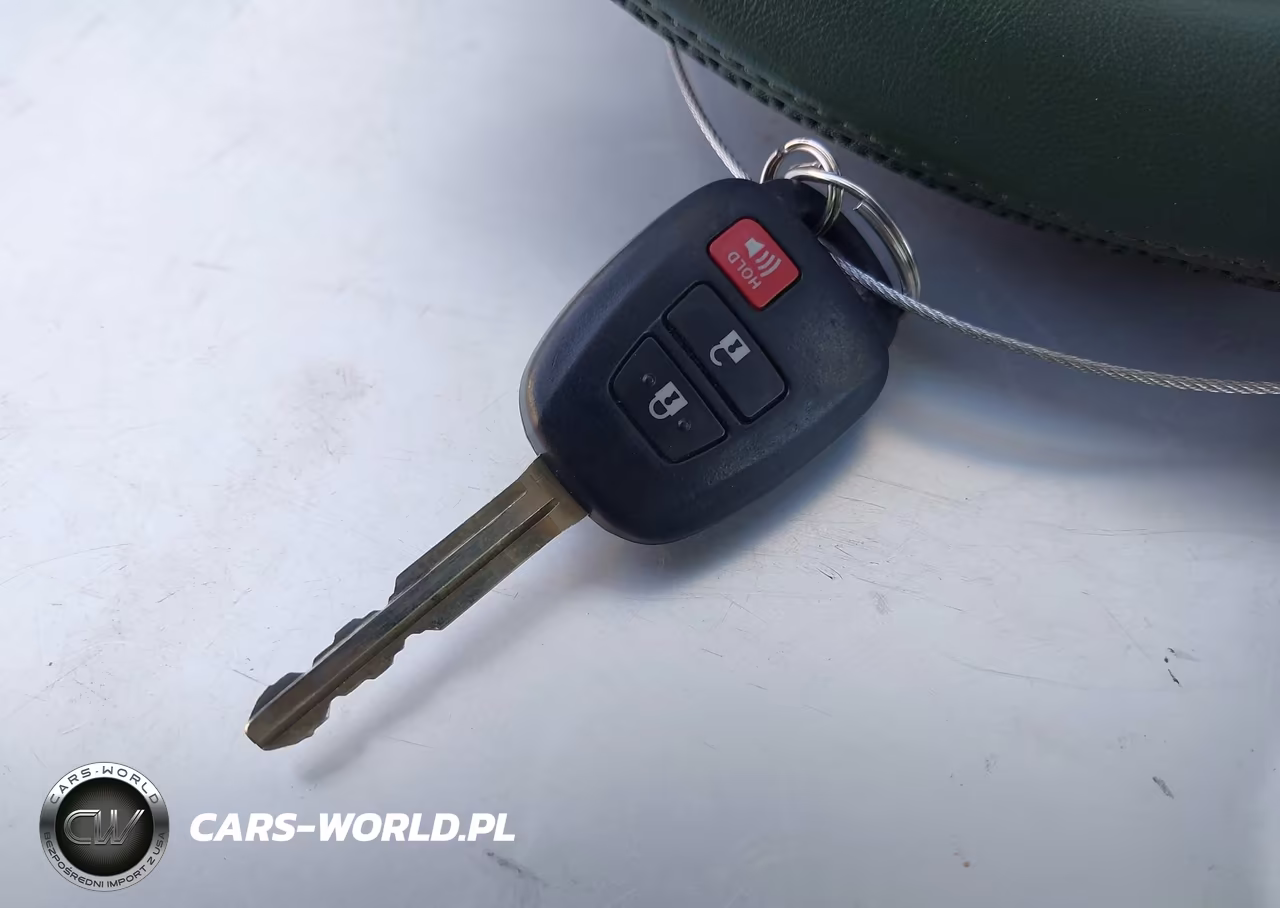2018 Toyota Rav4 Le VIN:JTMBFREV1JJ242811 - 11
