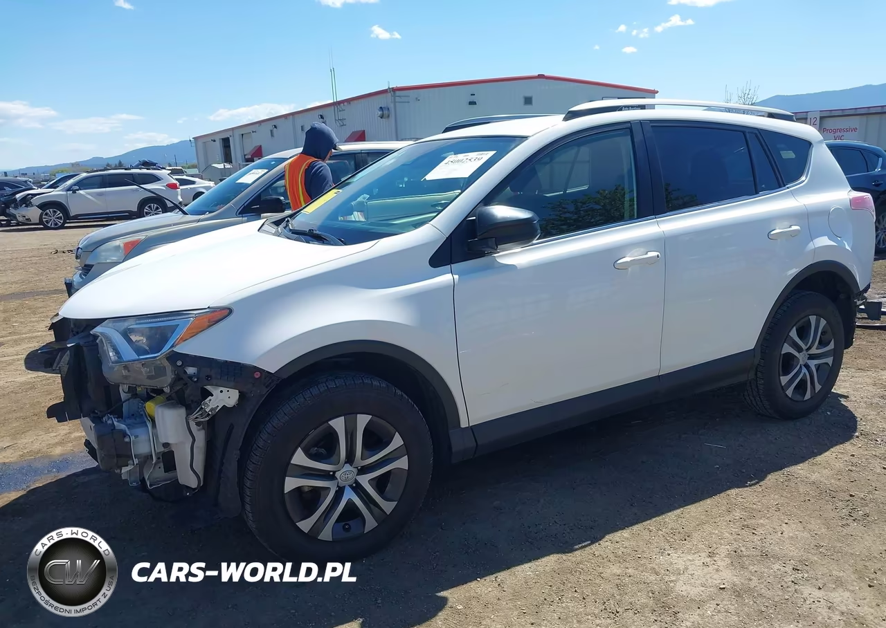 2018 Toyota Rav4 Le VIN:JTMBFREV1JJ242811 - 2