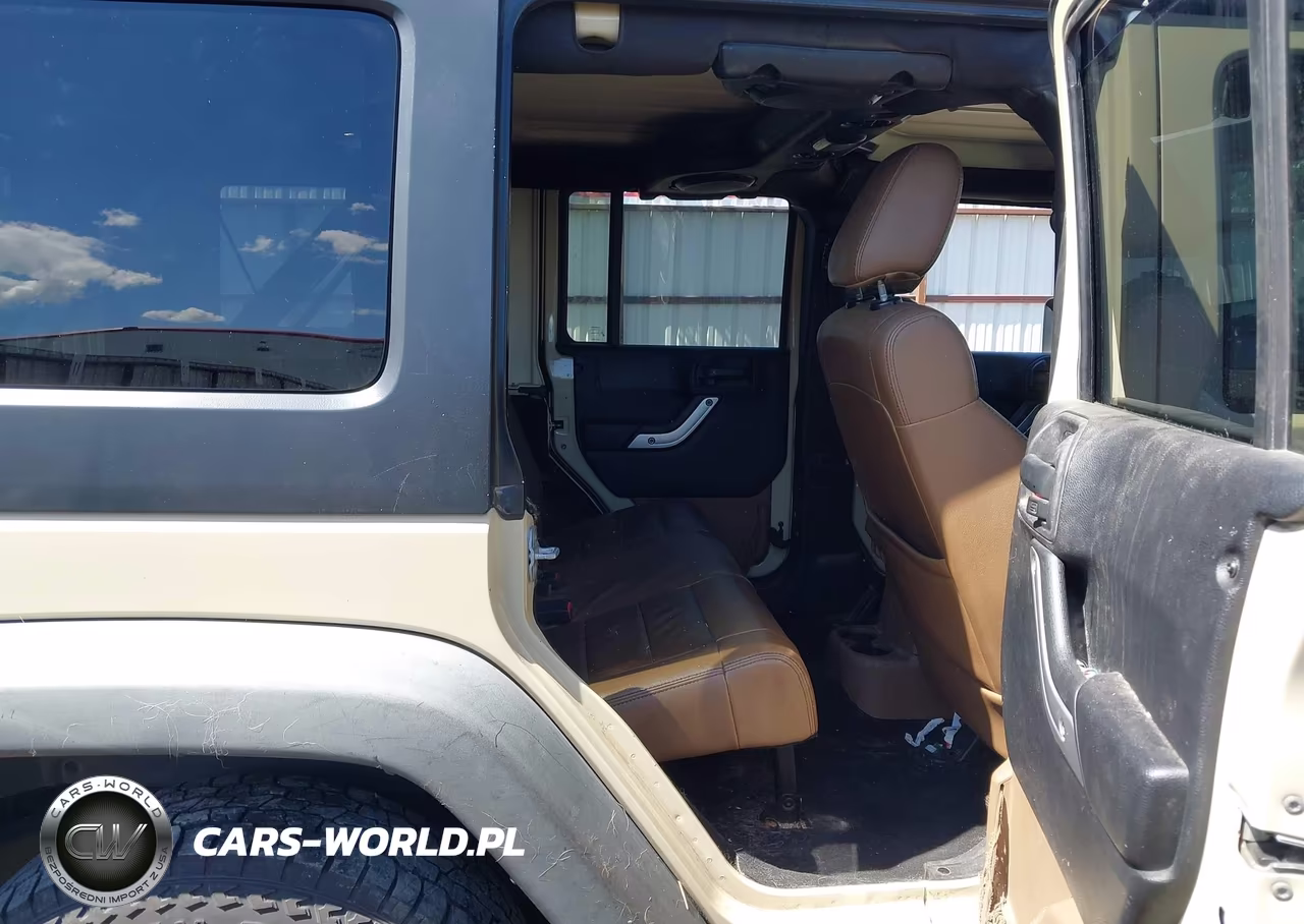 2011 Jeep Wrangler Unlimited Rubicon VIN:1J4BA6H13BL573752 - 8