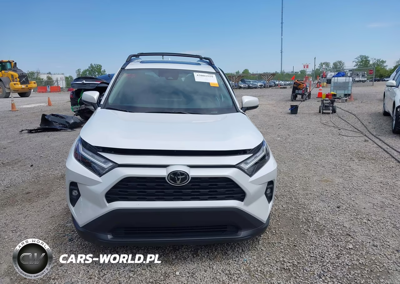 2025 Toyota Rav4 Xle Premium VIN:2T3A1RFV5SW552309 - 13