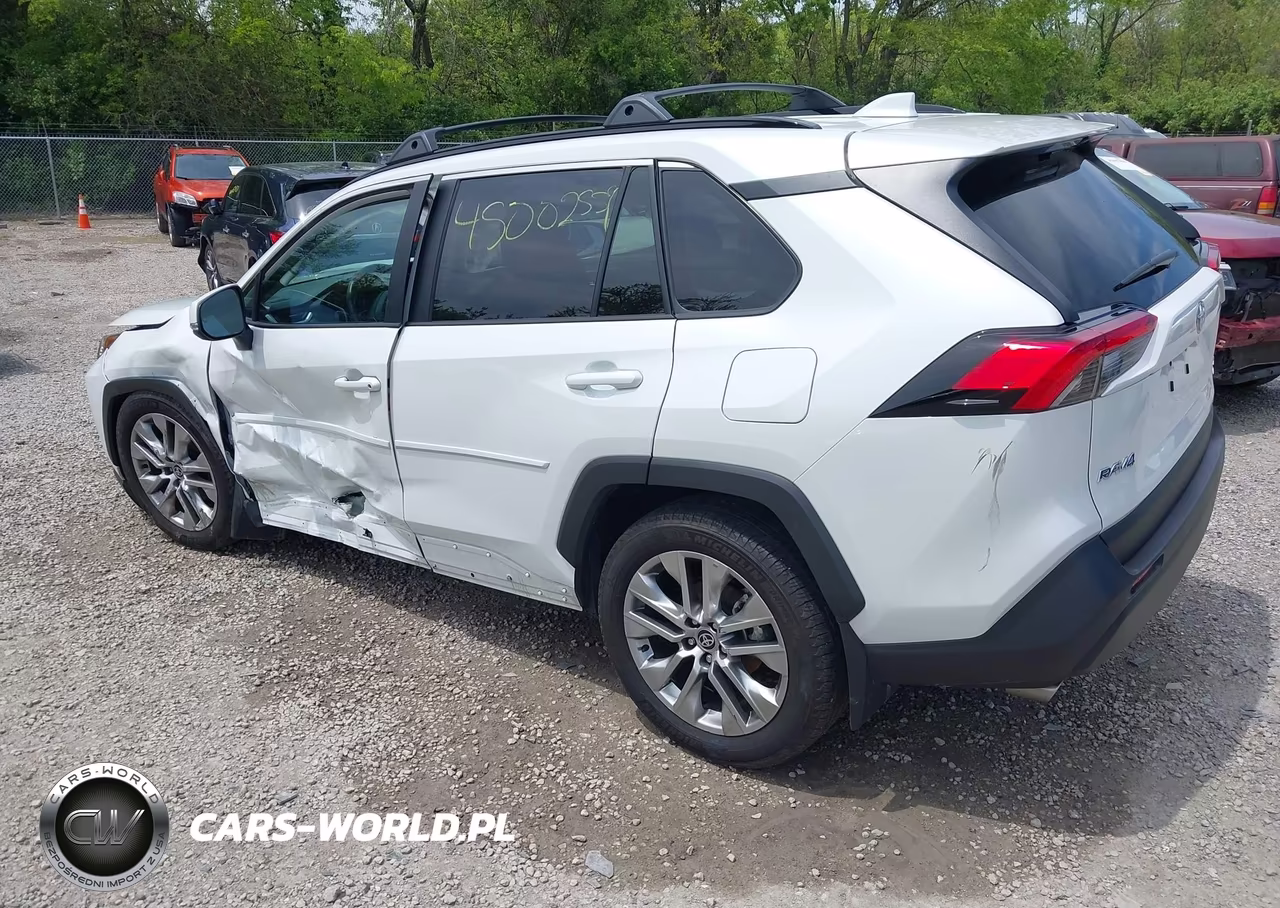 2025 Toyota Rav4 Xle Premium VIN:2T3A1RFV5SW552309 - 3